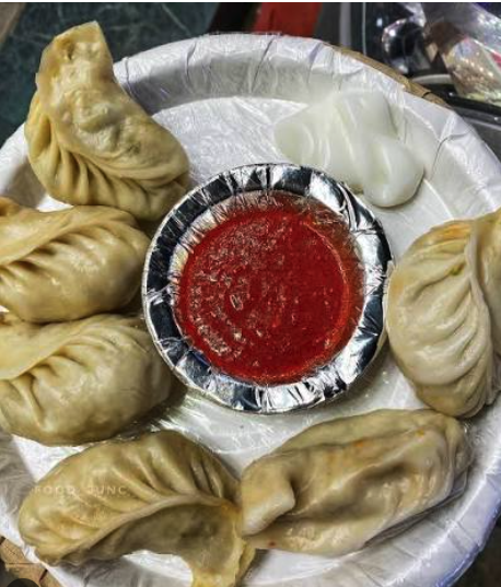 Momos